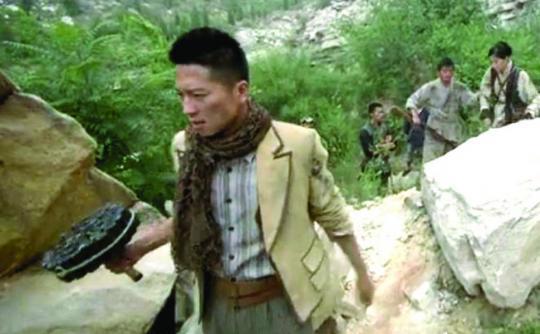 一起打鬼子,裤裆藏手雷的英勇抗战,裤裆藏手雷的英勇抗战,共同抵抗敌人之路