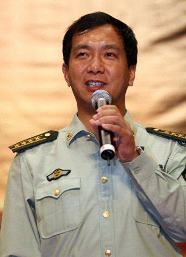 丁晓兵将军与电视剧，军人使命的荣耀印记，丁晓兵将军与电视剧，军人荣耀的印记传承