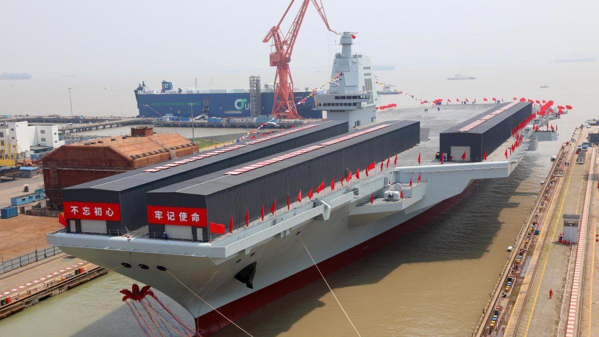 南京舰与中央13台，展现中国海军力量的双重象征，南京舰与央视13台，中国海军力量的双重展现