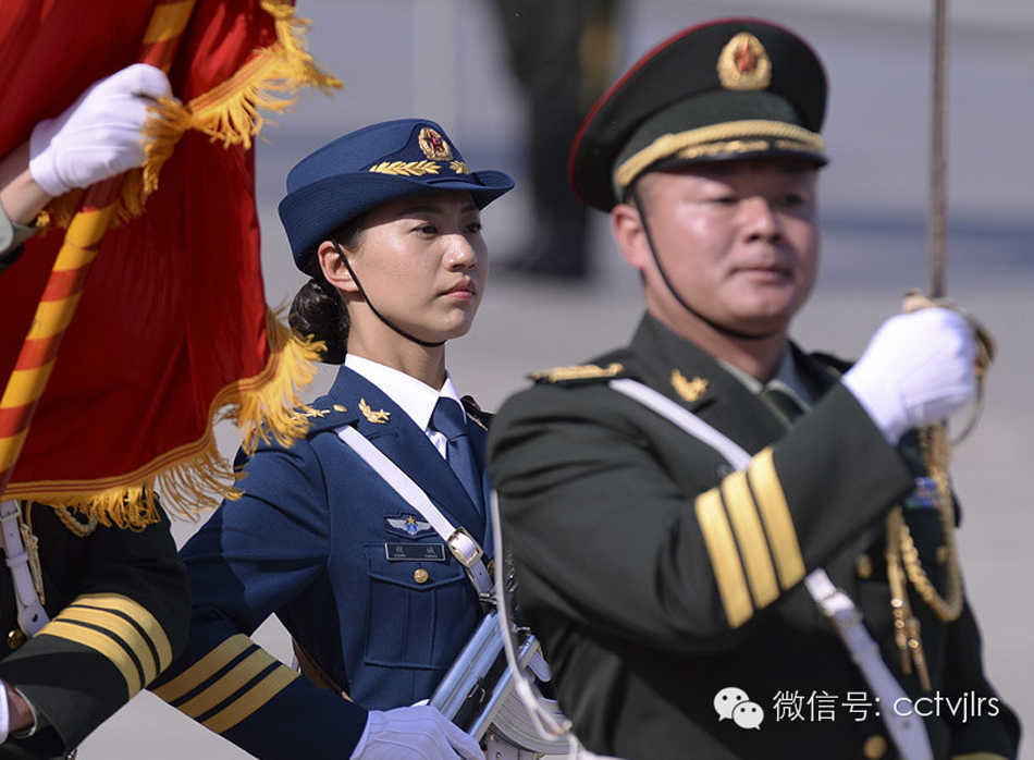 三军仪仗队女兵程诚照片，展现新时代巾帼英雄的风采，三军仪仗队女兵程诚照片，新时代巾帼英雄风采展现