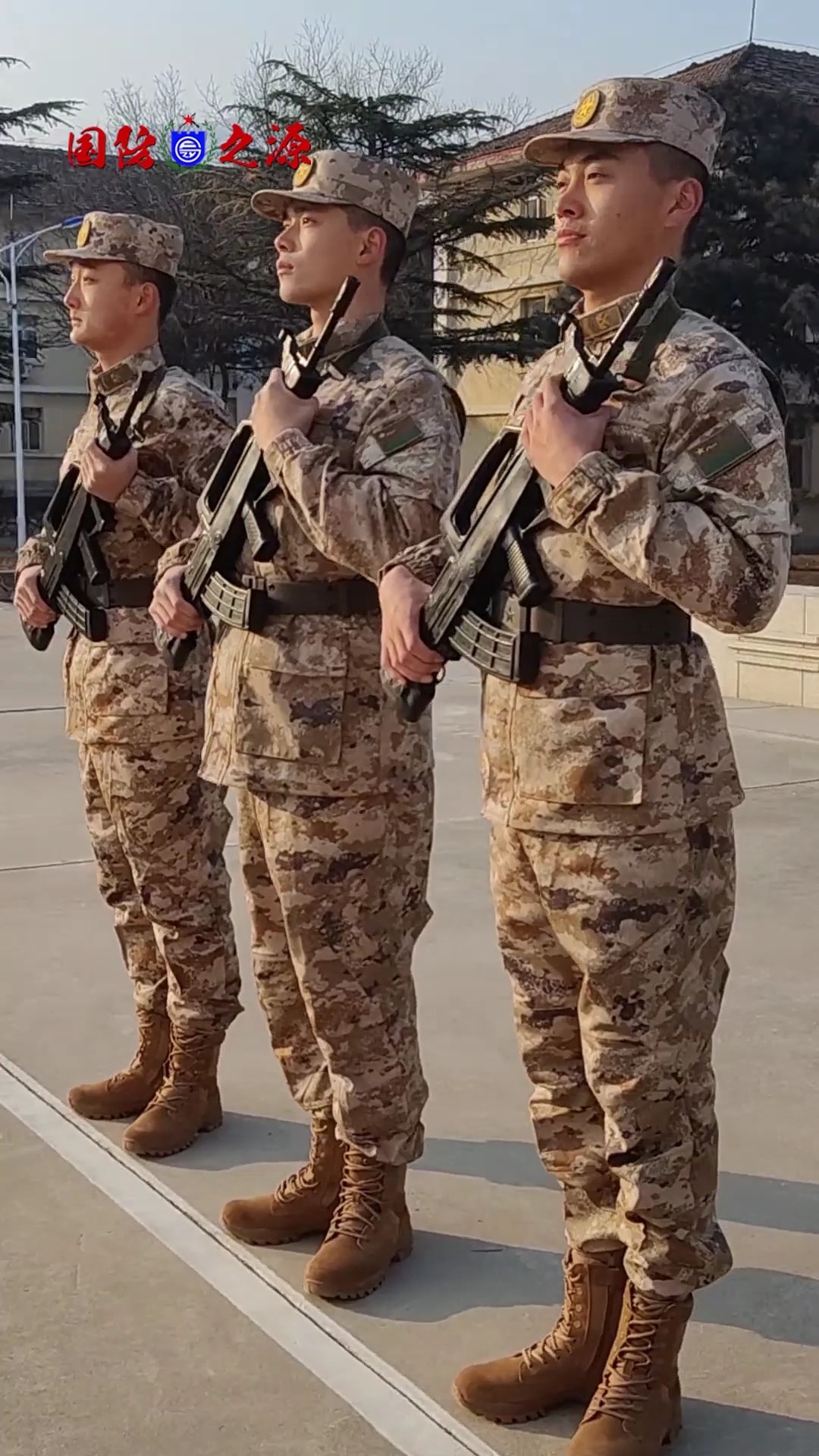 星空迷彩帆布,时尚与军事元素的完美结合,星空迷彩帆布,时尚与军事元素的融合典范