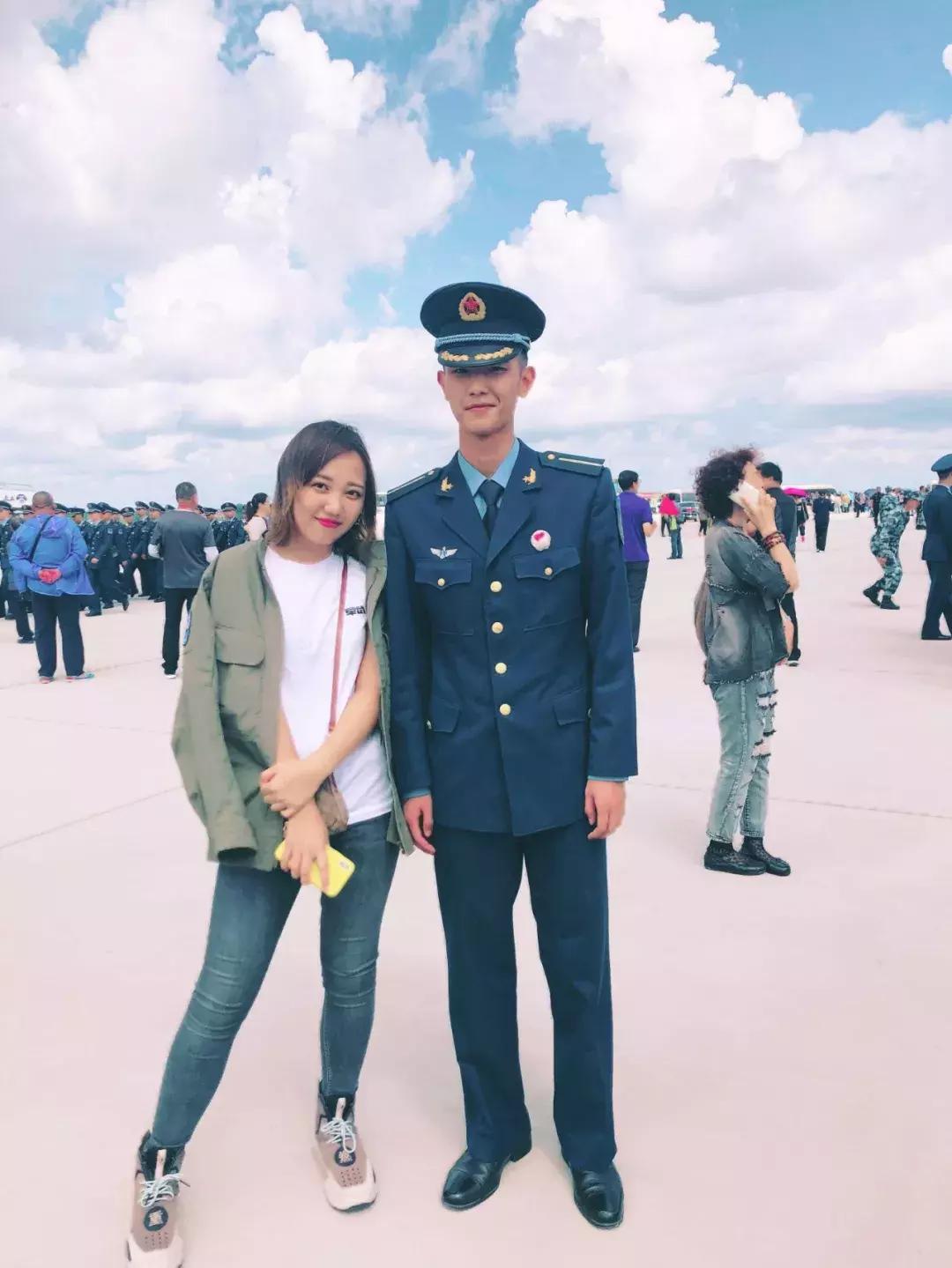中国空军歼-10战机装备数量解析，中国空军歼-10战机装备数量深度解析