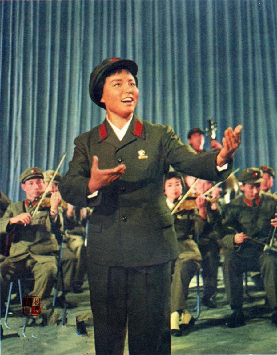 解放军老式军装图片，历史与时代的印记，解放军老式军装图片，历史与时代的印记见证