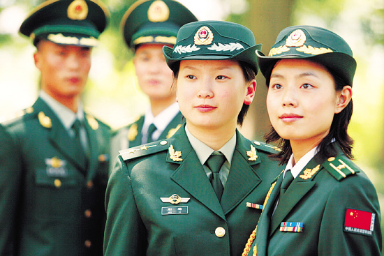 女武警服装图片，展现力量与美丽的完美结合，女武警服装展现力量与美丽之完美融合