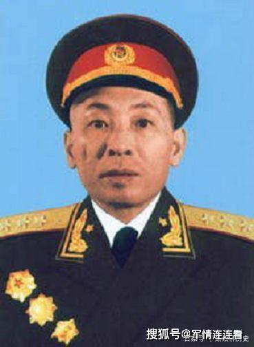 海军司令员叶飞上将,英勇海防的领航者,海军司令员叶飞上将,领航英勇海防的传奇人物