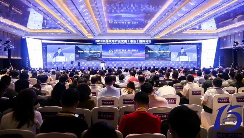 中国最大论坛,网络言论的引领者与风向标,中国最大论坛,引领网络言论,掌握社会风向标