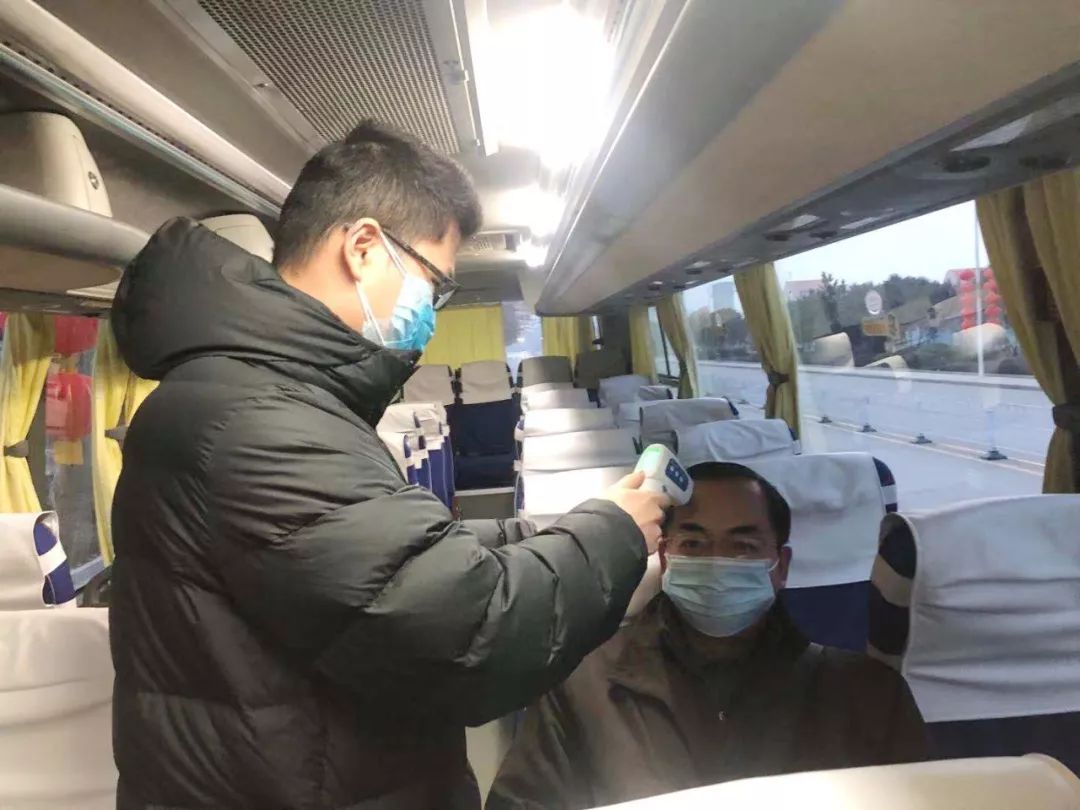 长春地铁之行,佩戴N95口罩的重要性与体验,长春地铁之旅,N95口罩的重要性与佩戴体验