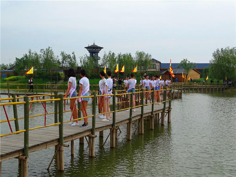 高邮湖号综合补给舰,海军力量的重要支柱,高邮湖号综合补给舰,海军力量的核心支柱