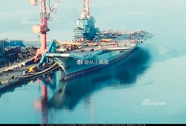 辽宁舰下水日期，中国海军建设的里程碑，辽宁舰下水，中国海军建设的重大里程碑