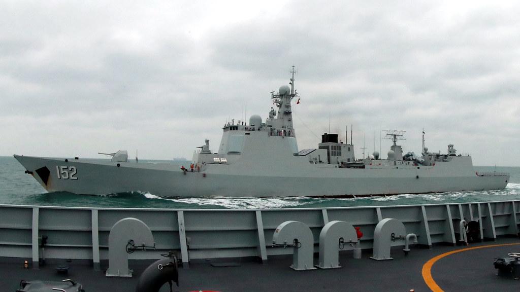 关于我国海军舰艇052C型驱逐舰改装方案的研究与探讨,我国海军舰艇052C型驱逐舰改装方案深度研究探讨