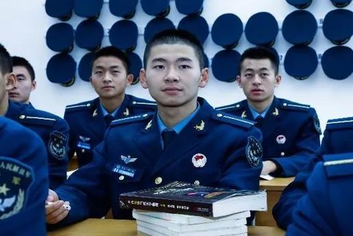 中国空军航空大学的地位与重要性,中国空军航空大学的地位与影响力不容小觑