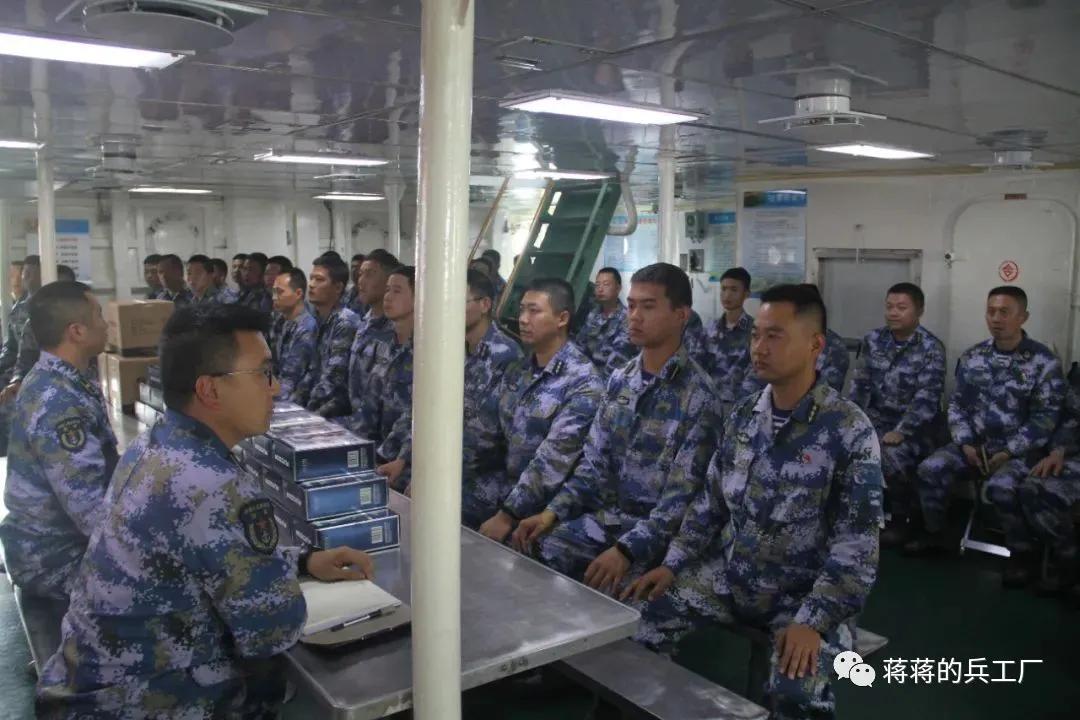 中国海军一年退役22艘056型护卫舰,转型与力量的重塑,中国海军重塑力量,一年退役22艘护卫舰转型之路