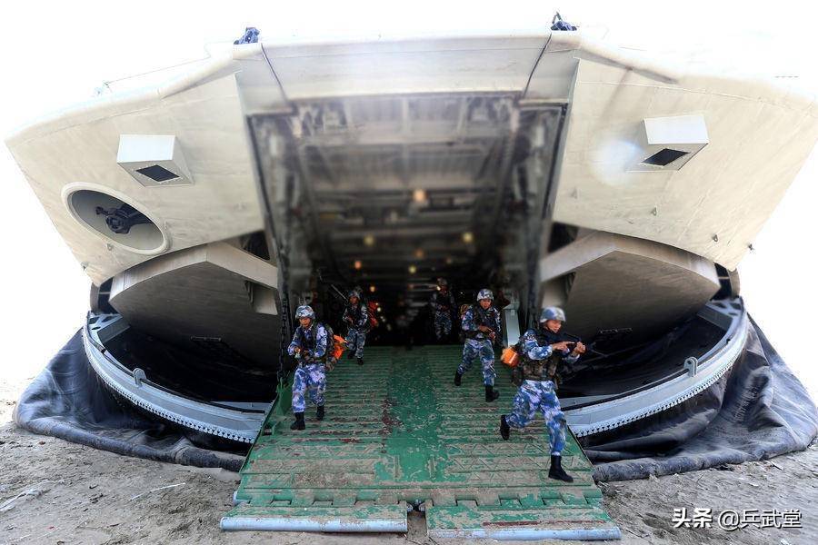 关于气垫船,726与野牛,哪个更胜一筹?,气垫船对决,野牛与726谁更胜一筹?