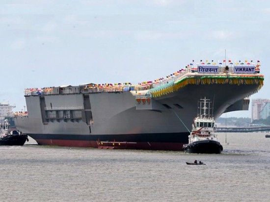 中国海军新里程碑，002号航母下水仪式隆重举行，中国海军新里程碑，002号航母下水仪式盛大举行