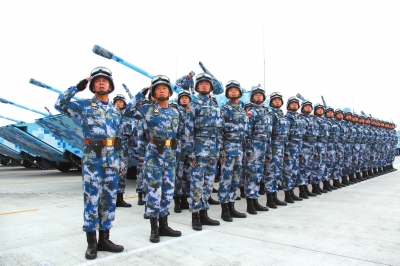 庆祝中国人民解放军海军成立七十周年阅兵海军方队高清图解析，庆祝海军成立七十周年阅兵海军方队高清图解析，展现力量与荣耀的壮丽瞬间