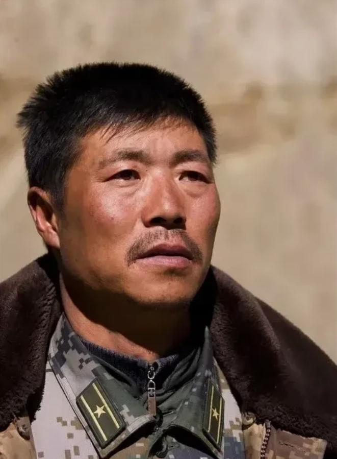 祁发宝英雄故事简介,祁发宝英雄事迹简介