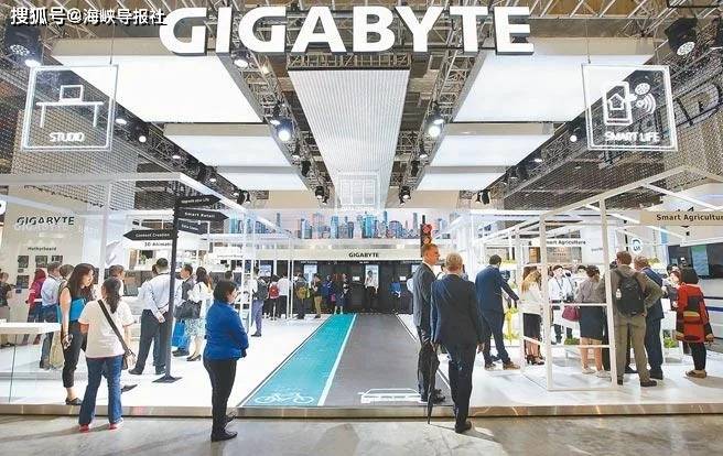 军事频道不养闲人,高效能、快节奏的工作模式与军事媒体的使命担当,军事频道使命担当,高效能快节奏工作模式下的不懈追求