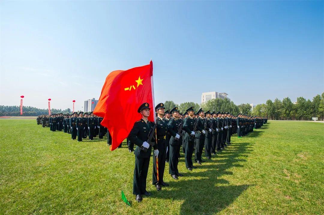 火箭军四季服装图片,展现新时代军人的风采,火箭军四季服装展示,新时代军人的风采展现