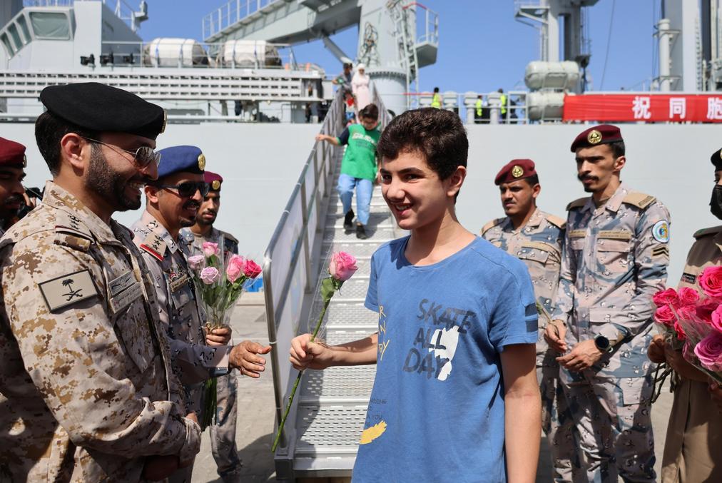 揭秘,052D驱逐舰的造价与市场价值,揭秘,052D驱逐舰造价与市场价值揭秘