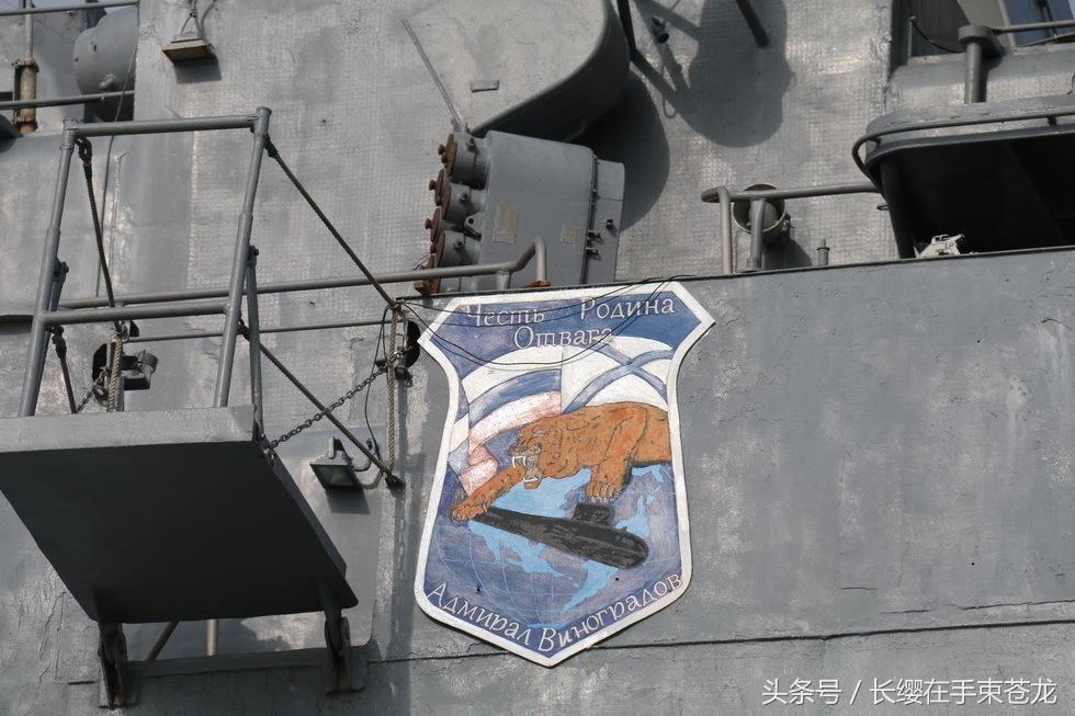 一艘舰艇,探索海洋的先锋力量,探索先锋,舰艇领航深海之旅