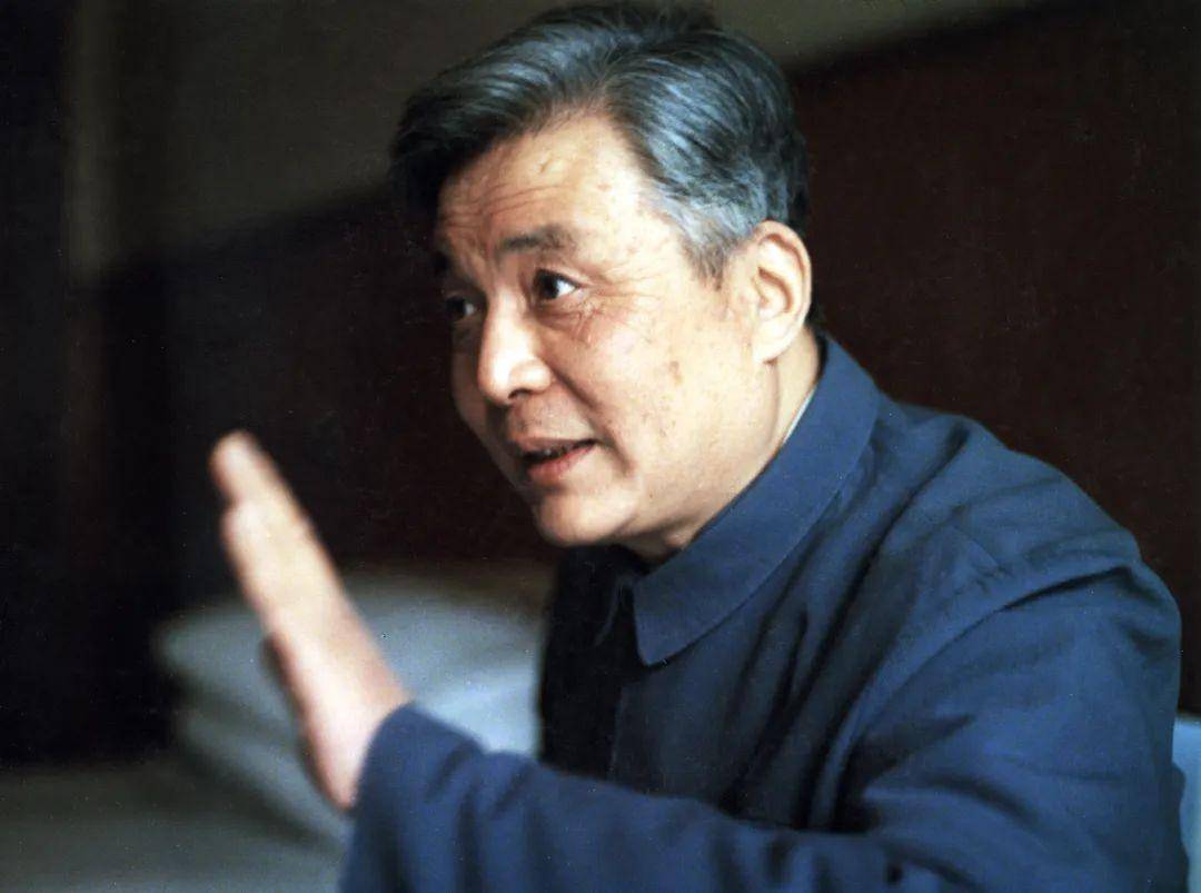 邓稼先,中国核事业的杰出先驱,邓稼先,中国核事业的璀璨先驱