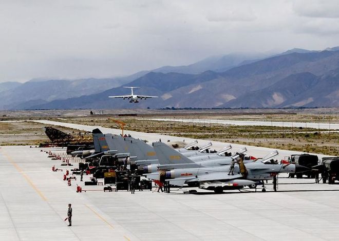 中国空军基地的位置与重要性，中国空军基地位置与战略重要性揭秘