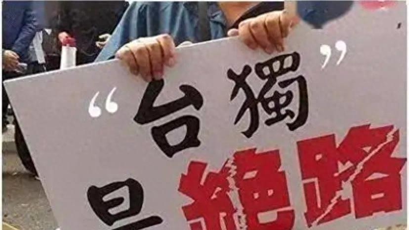 PHL-300火箭炮，中国军工的杰出代表，PHL-300火箭炮，中国军工的璀璨明珠