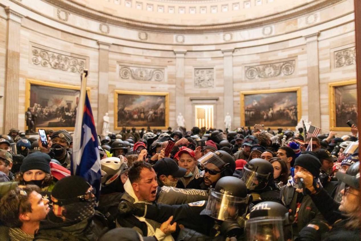 潇湘晨报今日头版头条，聚焦热点事件，传递社会正能量，潇湘晨报今日头版聚焦热点事件，传递社会正能量新闻