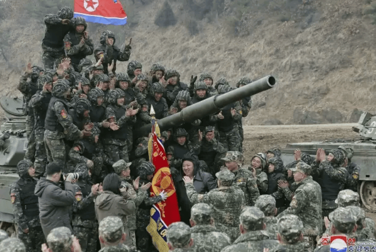 朝鲜突然发动进攻，深度分析与解读，朝鲜突然发动进攻背后的深度分析与解读