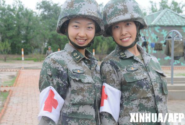 中国女兵的图片大全,荣耀与力量,中国女兵的荣耀与力量,图片大全集