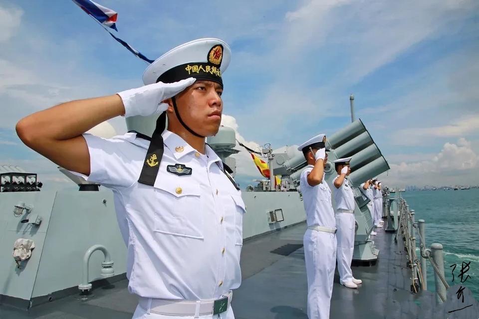 海军所有舰艇,力量与荣耀的象征,海军舰艇力量,荣耀的象征与力量的体现