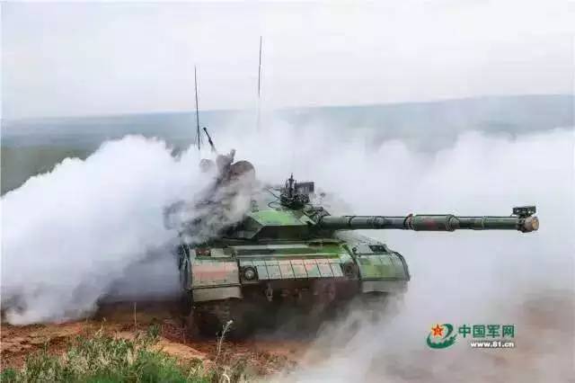 朱日和，沙漠与草原的交织之美，朱日和，沙漠与草原的交融之美