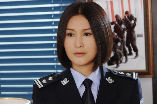 丁志诚与王茜,结婚照片背后的爱情故事,丁志诚与王茜,结婚照片背后的甜蜜爱情故事