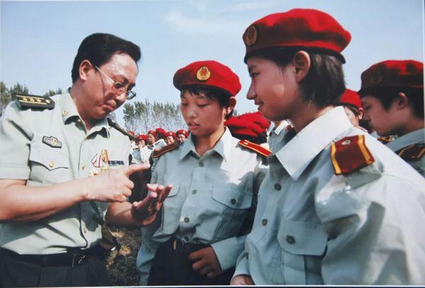 韦昌进，战斗的痕迹遍布祖国大地，韦昌进，战斗痕迹遍布祖国大地英雄传奇