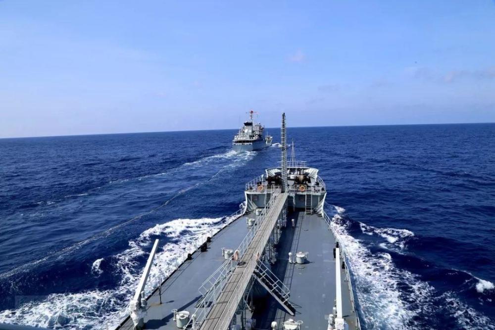 补给舰的物资携带能力,解析与探讨,补给舰物资携带能力深度解析与探讨