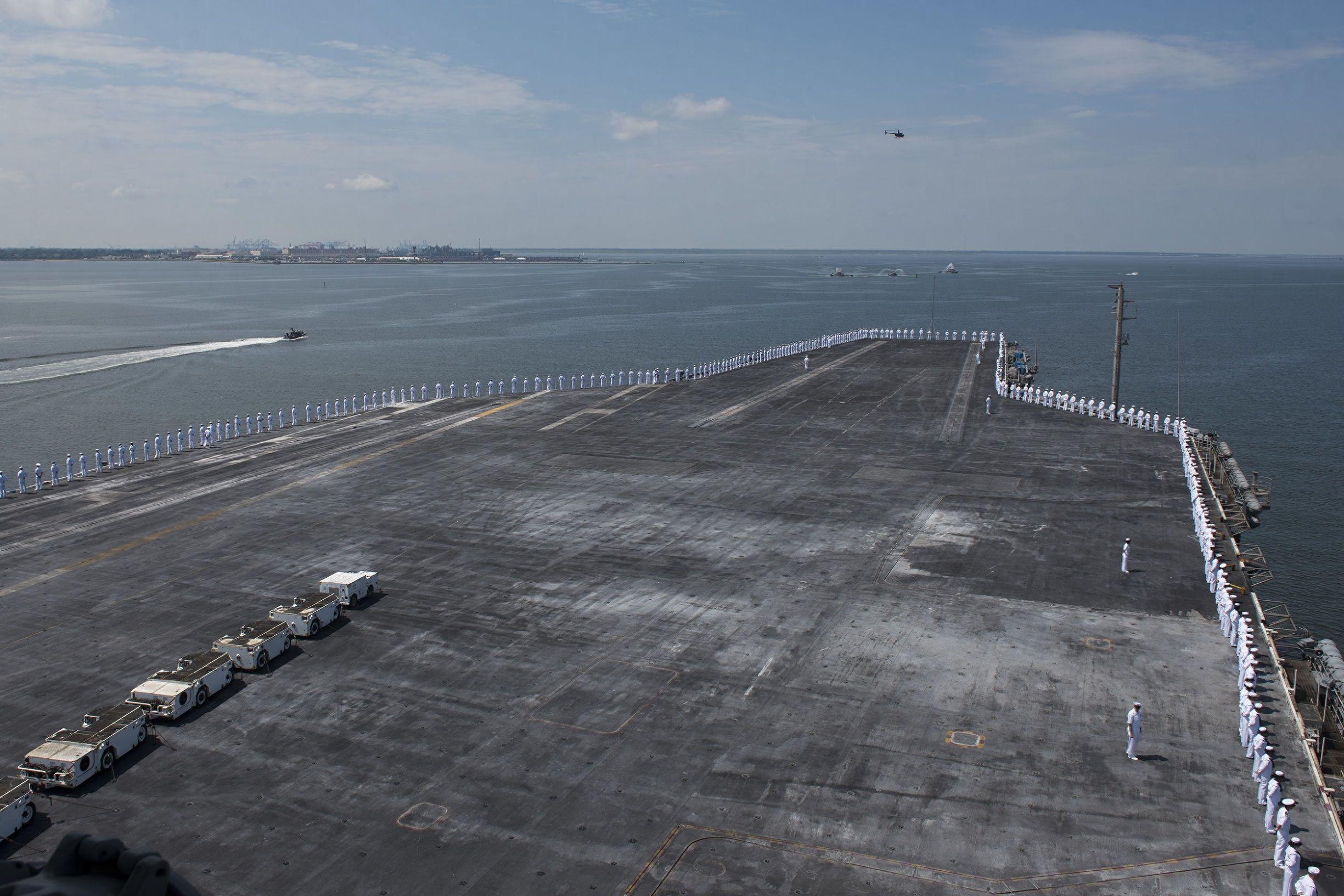 揭秘中国海军新利器,004航母视频的背后故事,揭秘中国海军新利器,004航母背后的故事