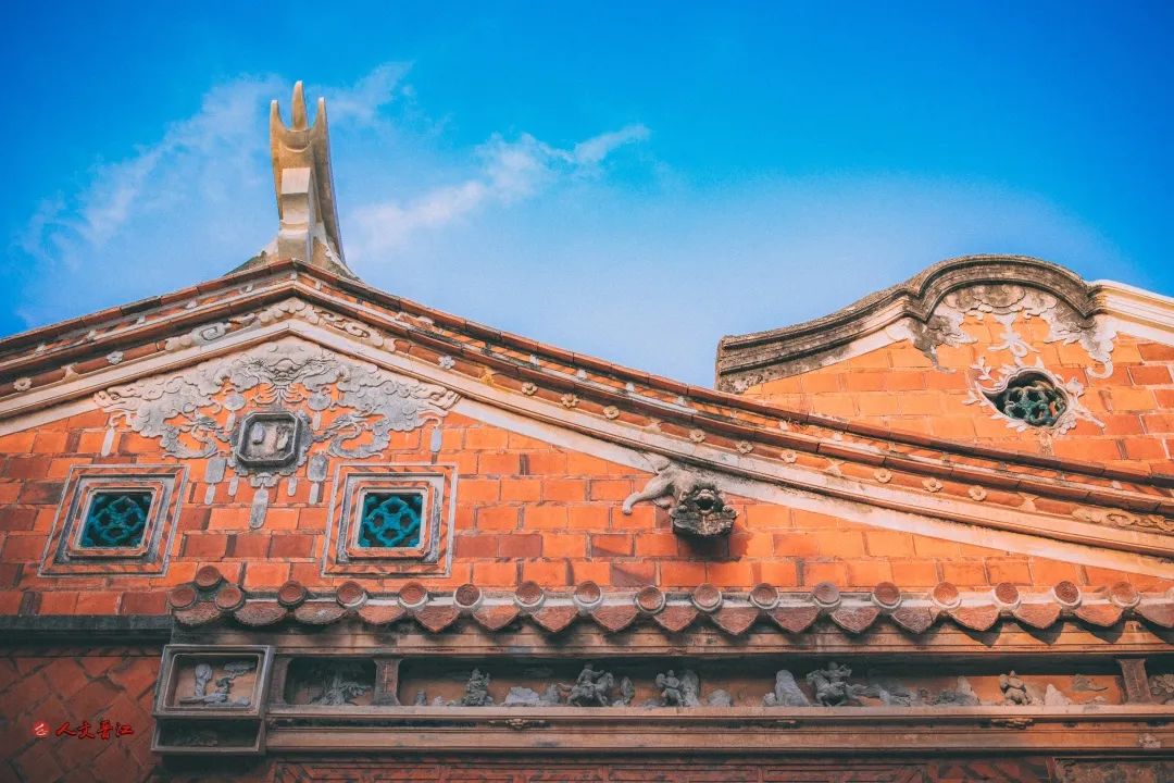 传统与现代交融之美