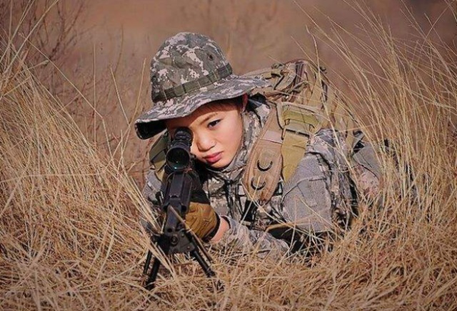 中国女特种兵的真实存在与挑战,中国女特种兵的存在与挑战揭秘
