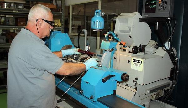 涡轴发动机的优势及其应用领域,涡轴发动机优势揭秘,应用领域广泛探讨