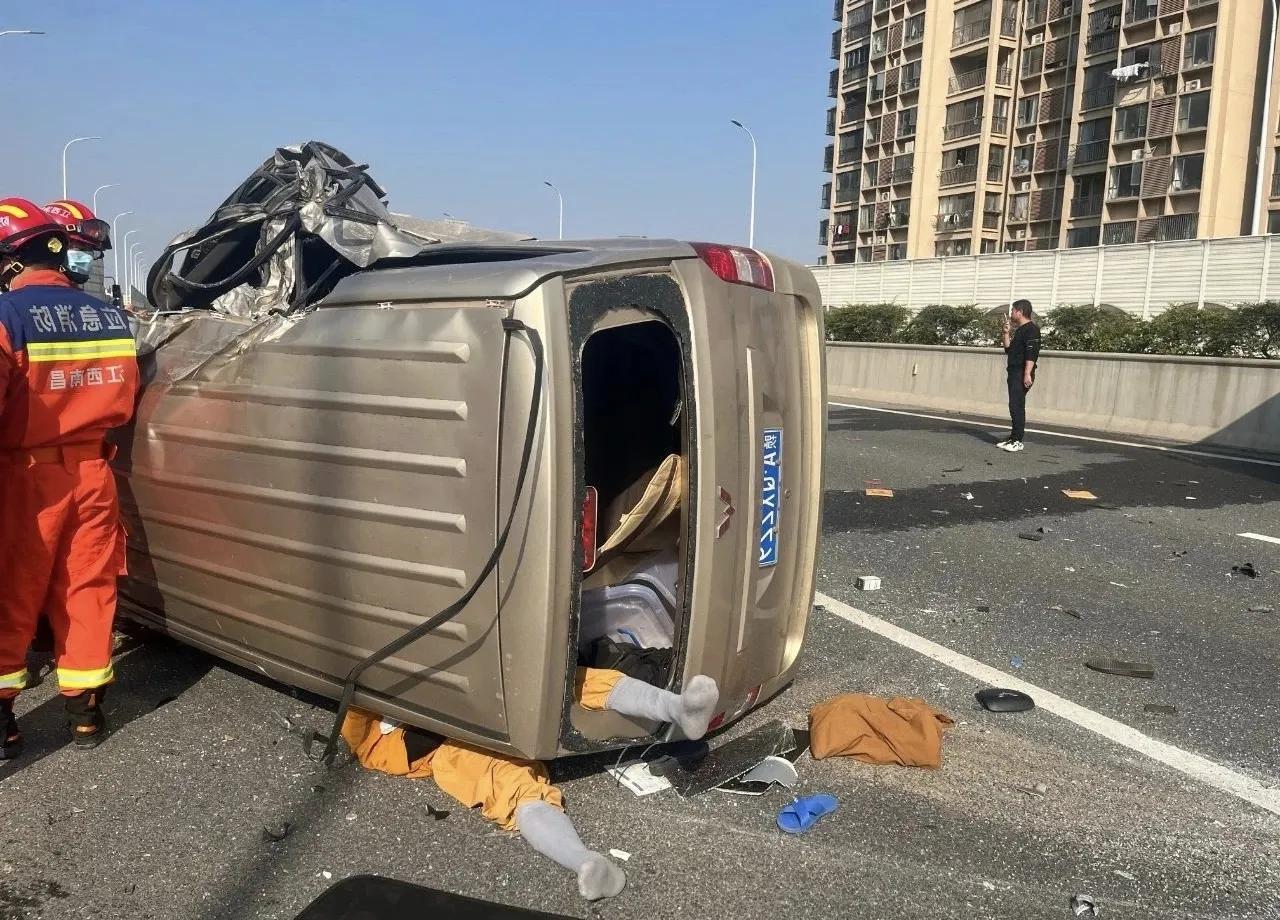 歼-15舰载机事故深度解析，歼-15舰载机事故深度剖析