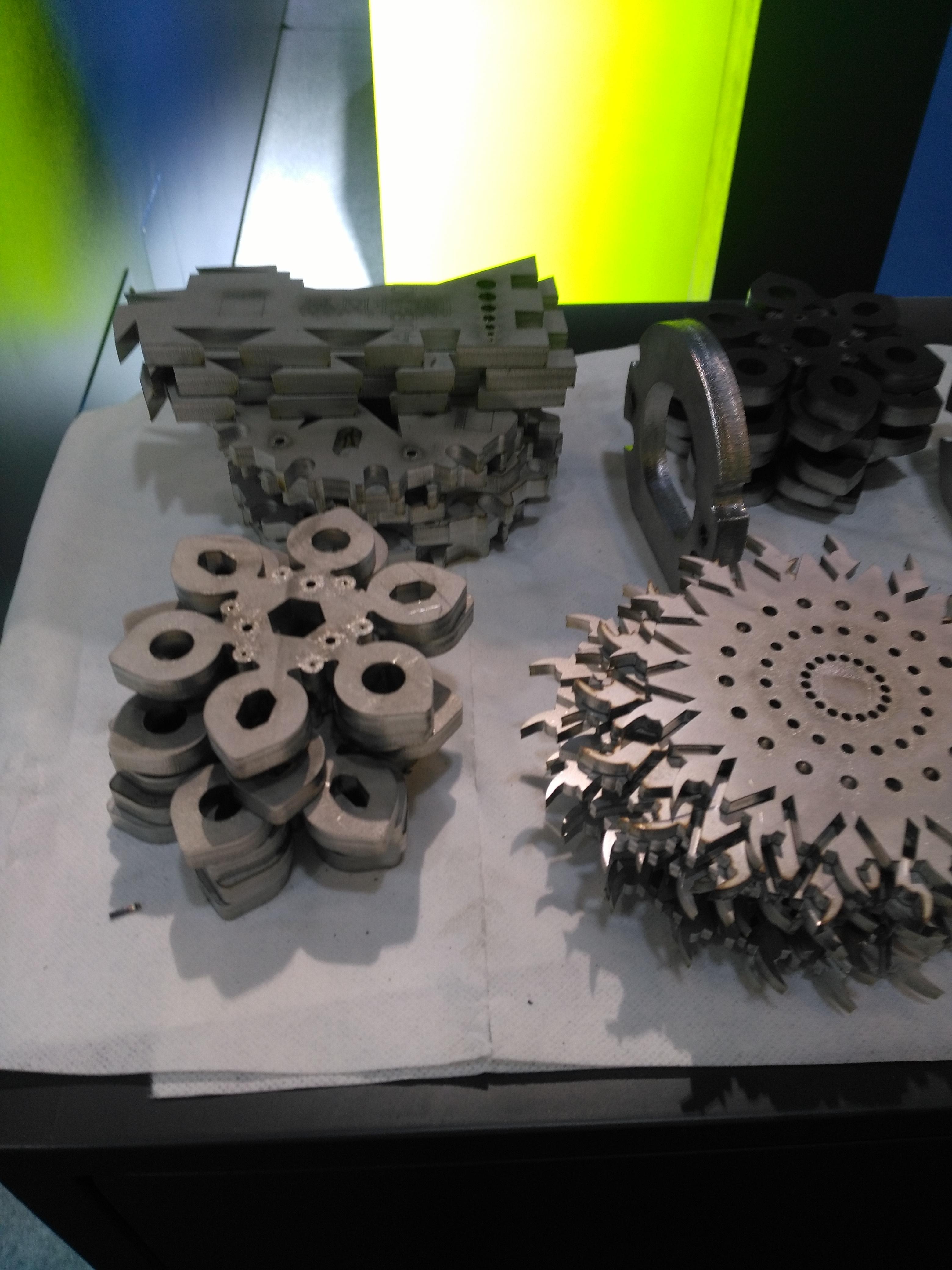 等离子武器与激光武器,谁更胜一筹?,等离子武器与激光武器,谁的技术更胜一筹?