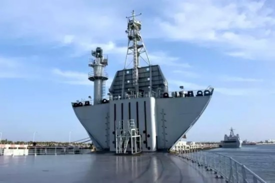 中国半潜船视频，揭示深海运输的先进技术，中国半潜船深海运输技术揭秘，先进技术展示视频标题