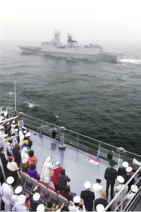 青岛海上大阅兵