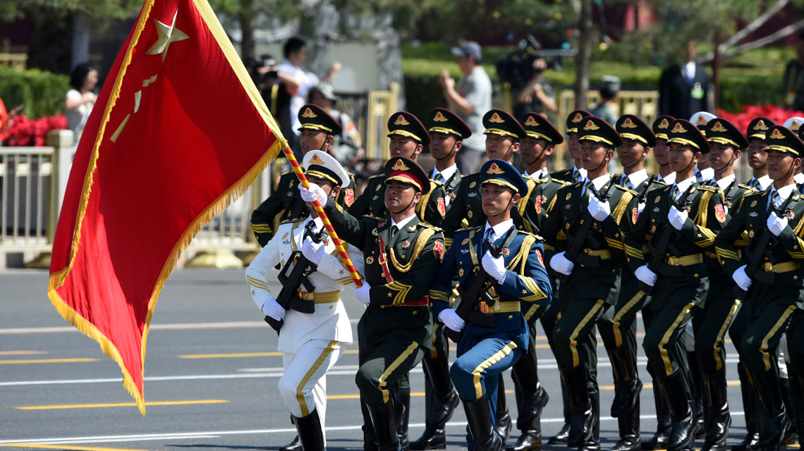探索历史印记,70年代三军仪仗队图片,探索历史印记,70年代三军仪仗队风采展示