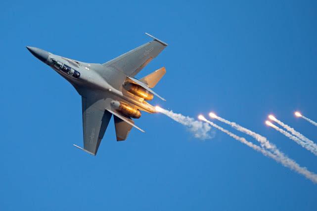 歼-16隐身的秘密，截面积优化与未来展望，歼-16隐身的秘密，截面积优化与未来展望探究