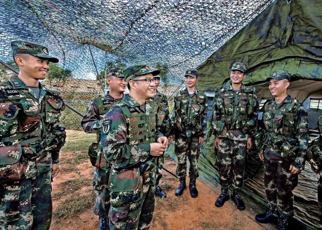 周勇坤,一位引领时代的杰出人物,周勇坤,时代引领者的杰出风采