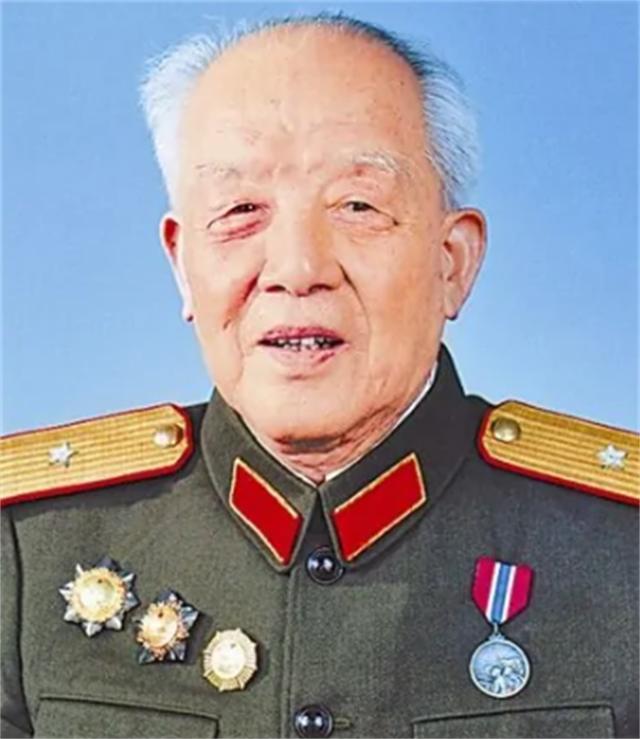 英勇忠诚的军事领袖