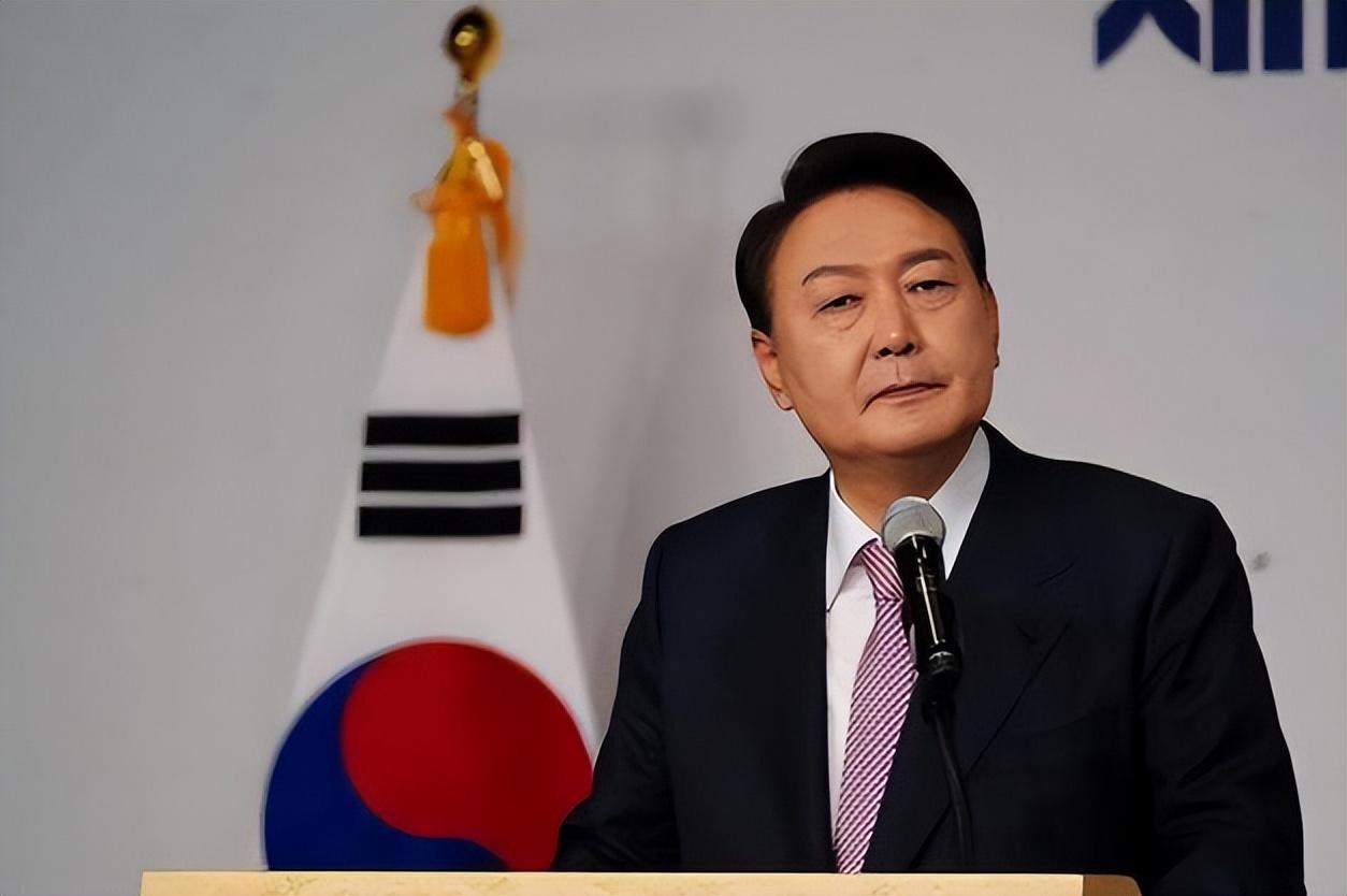 歼-17战斗机宝,创新与突破,而非仿制之路,歼-17战斗机,创新与突破,自主研制之路的瑰宝