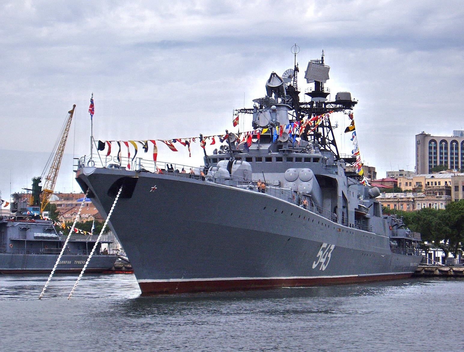 大型反潜巡洋舰,深海守护者,深海守护者,大型反潜巡洋舰的传奇之旅