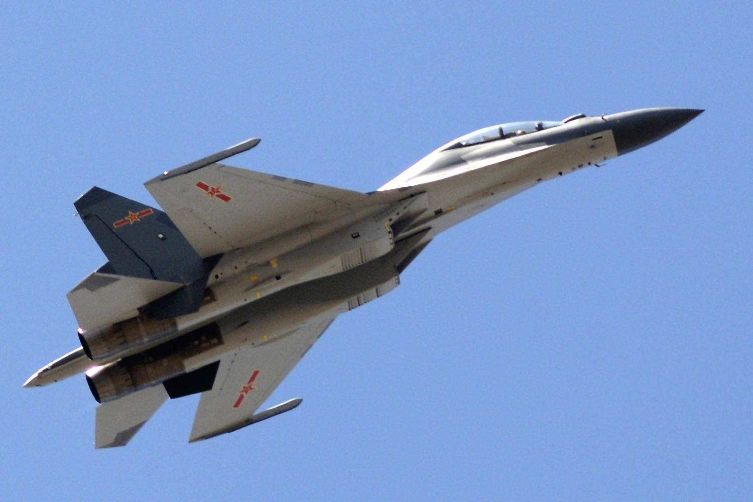 歼-16战斗机，揭示几代机的辉煌篇章，歼-16战斗机，辉煌战机几代篇章揭秘